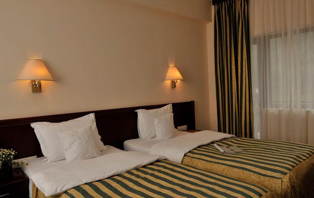 Zan Hotel วอยนาซา ภายนอก รูปภาพ